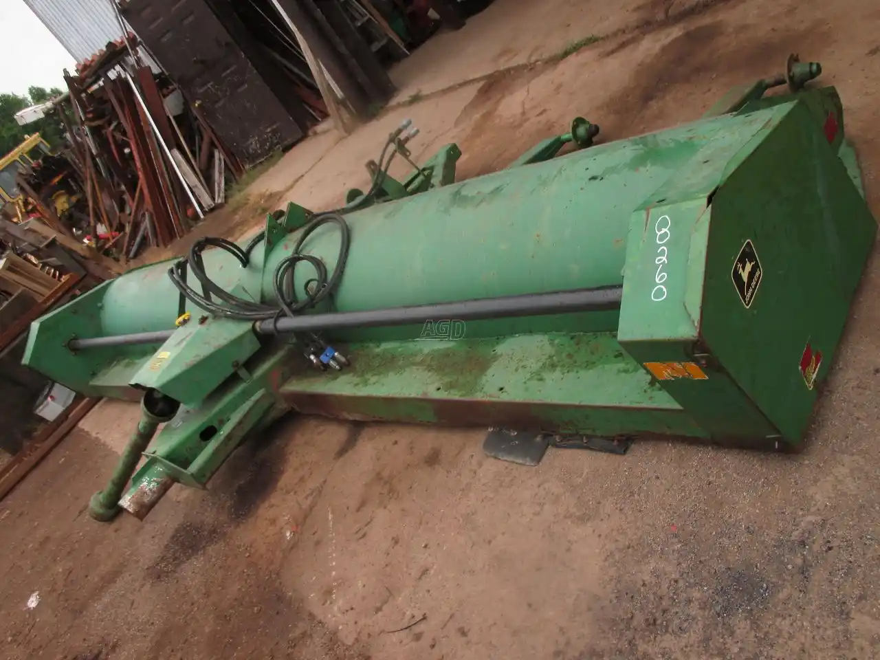 Gallery image 1 for Used John Deere 27 Flail Shredder