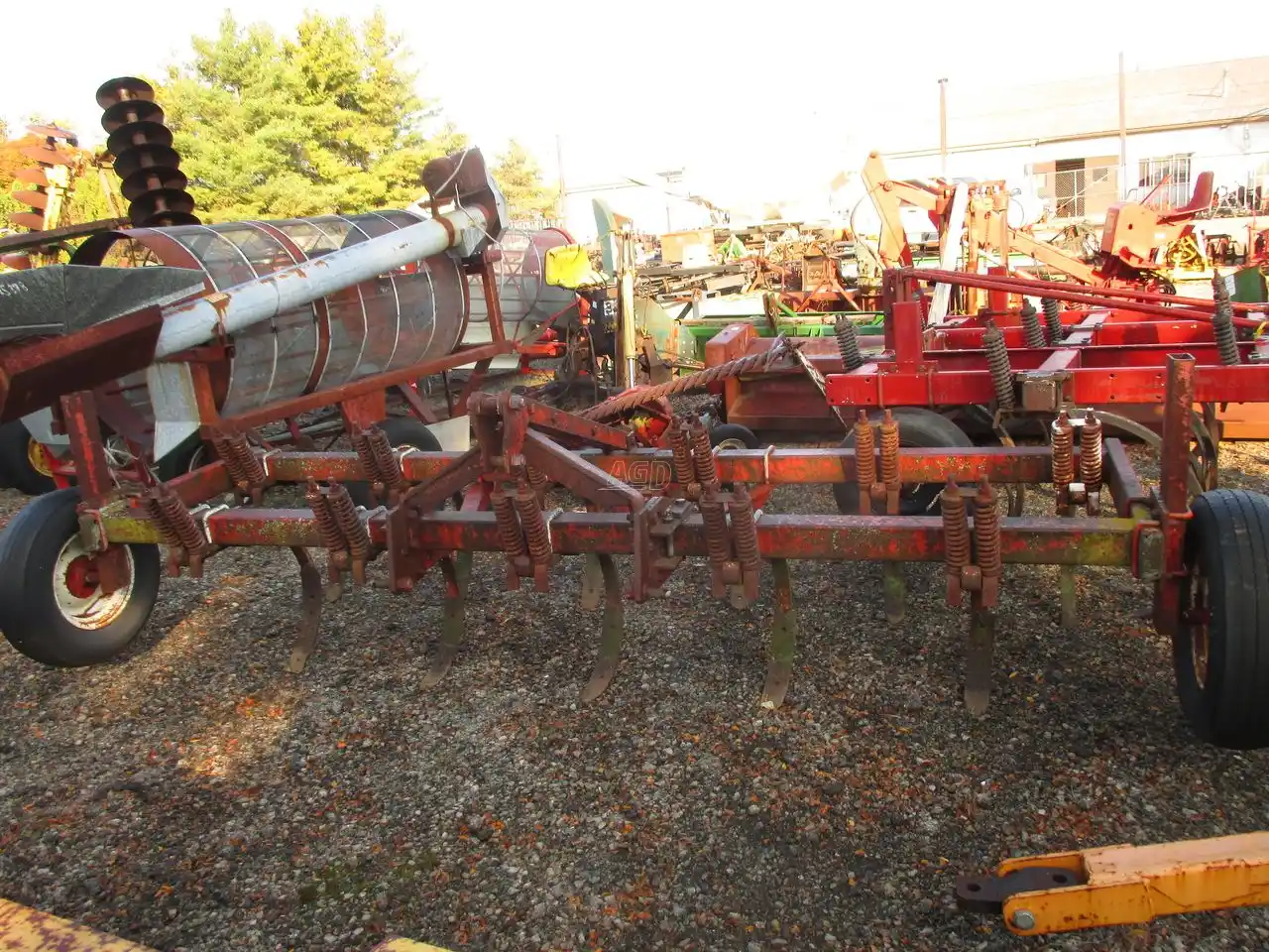 Gallery image 1 for Used International Harvester 55 Chisel Plow