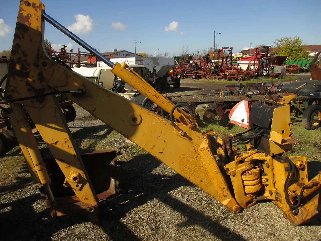 Gallery image 1 for Used John Deere 93A Backhoe Attachment