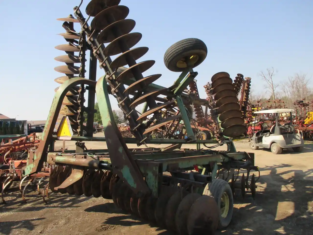 Gallery image 1 for Used John Deere 235 Disc