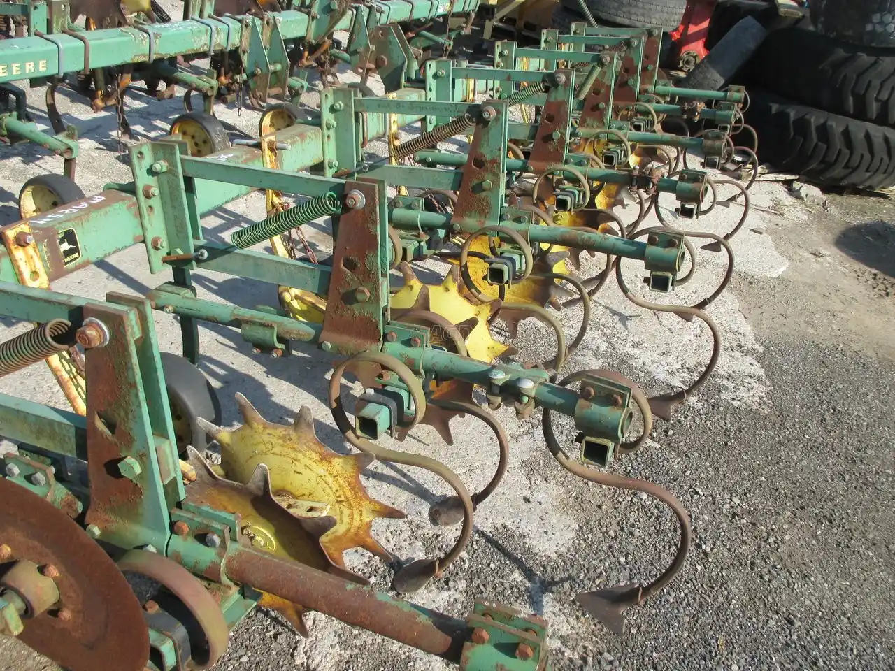 Gallery image 2 for Used John Deere RM Cultivator