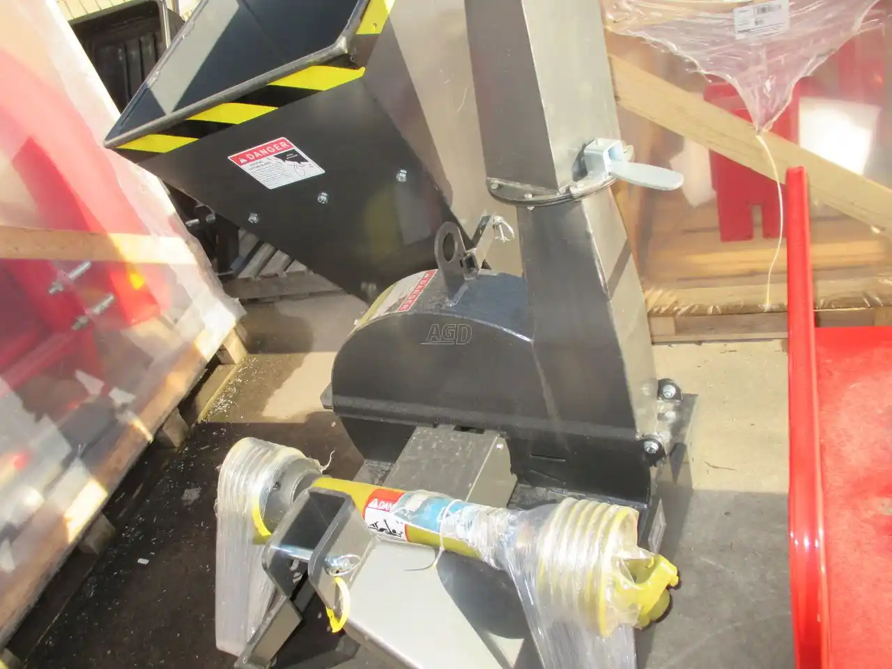 Gallery image 2 for New AgriEase WC42G Wood Chipper