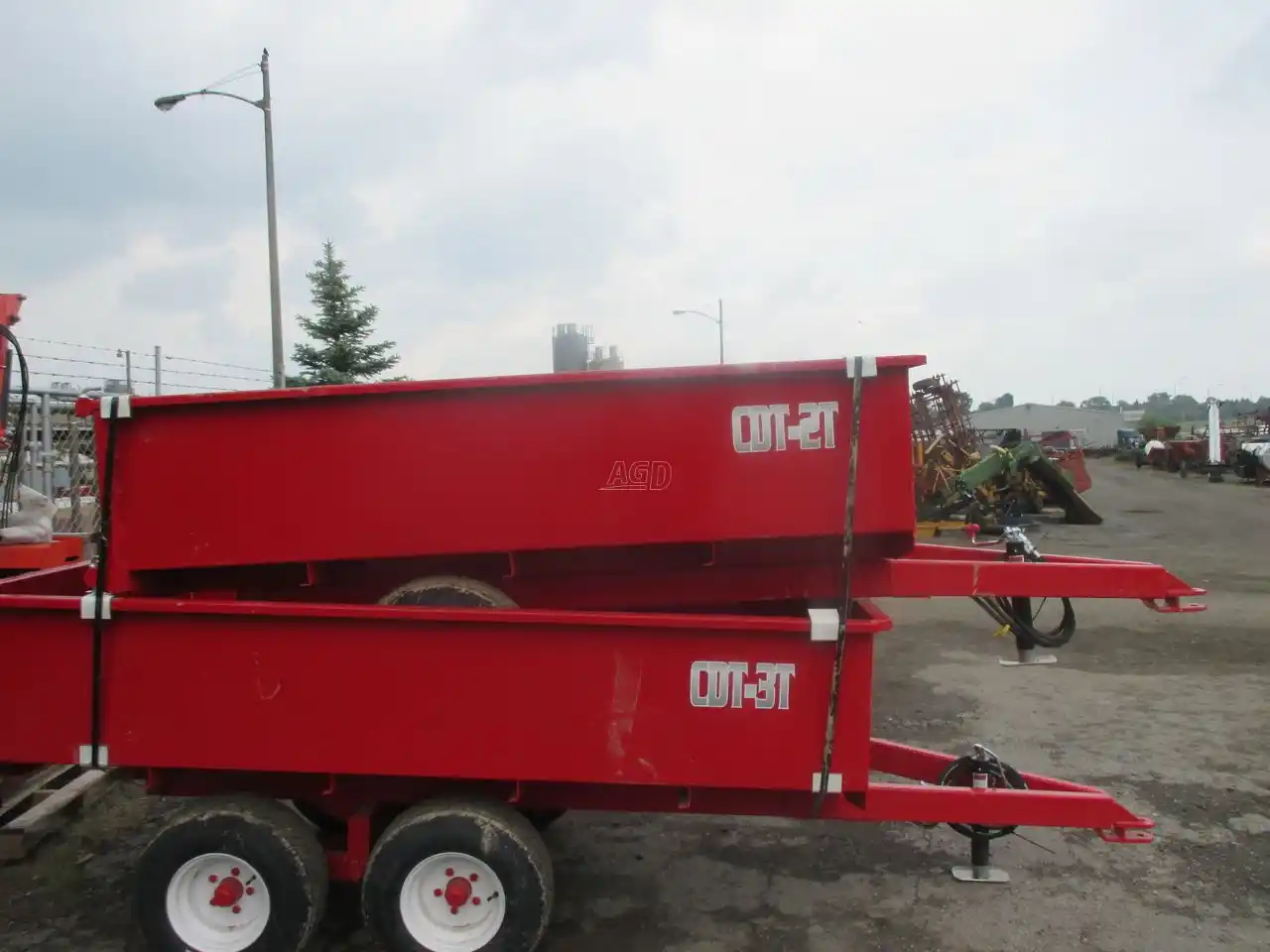 Gallery image 1 for Creekbank Welding CDT-2T Trailer - Dump