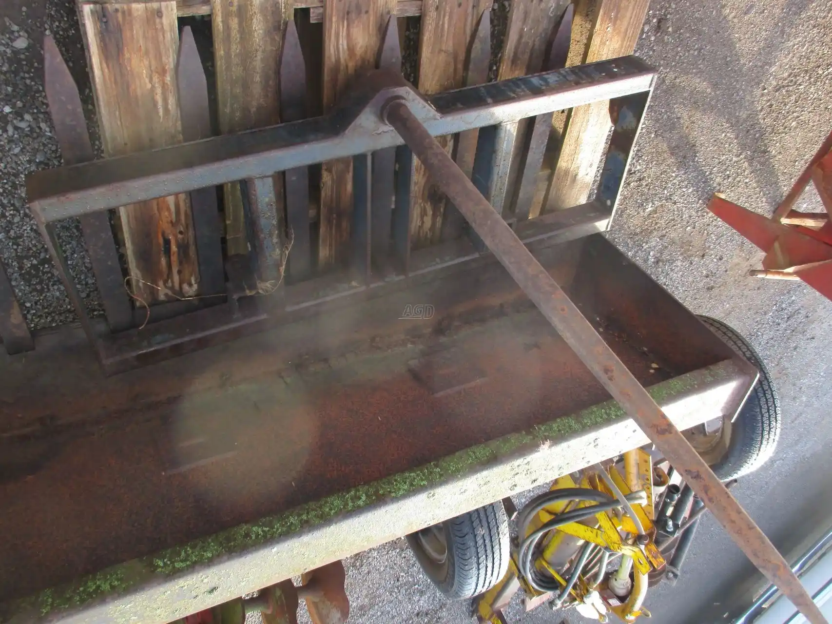 Gallery image 2 for Used Single Bale Spear