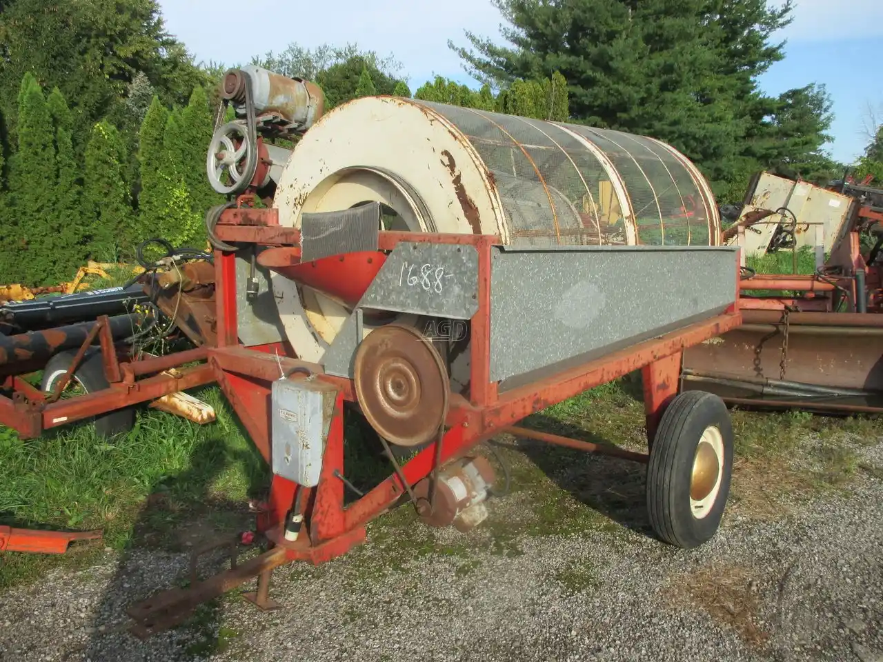 Gallery image 1 for Used DMC 44 Grain Cleaner