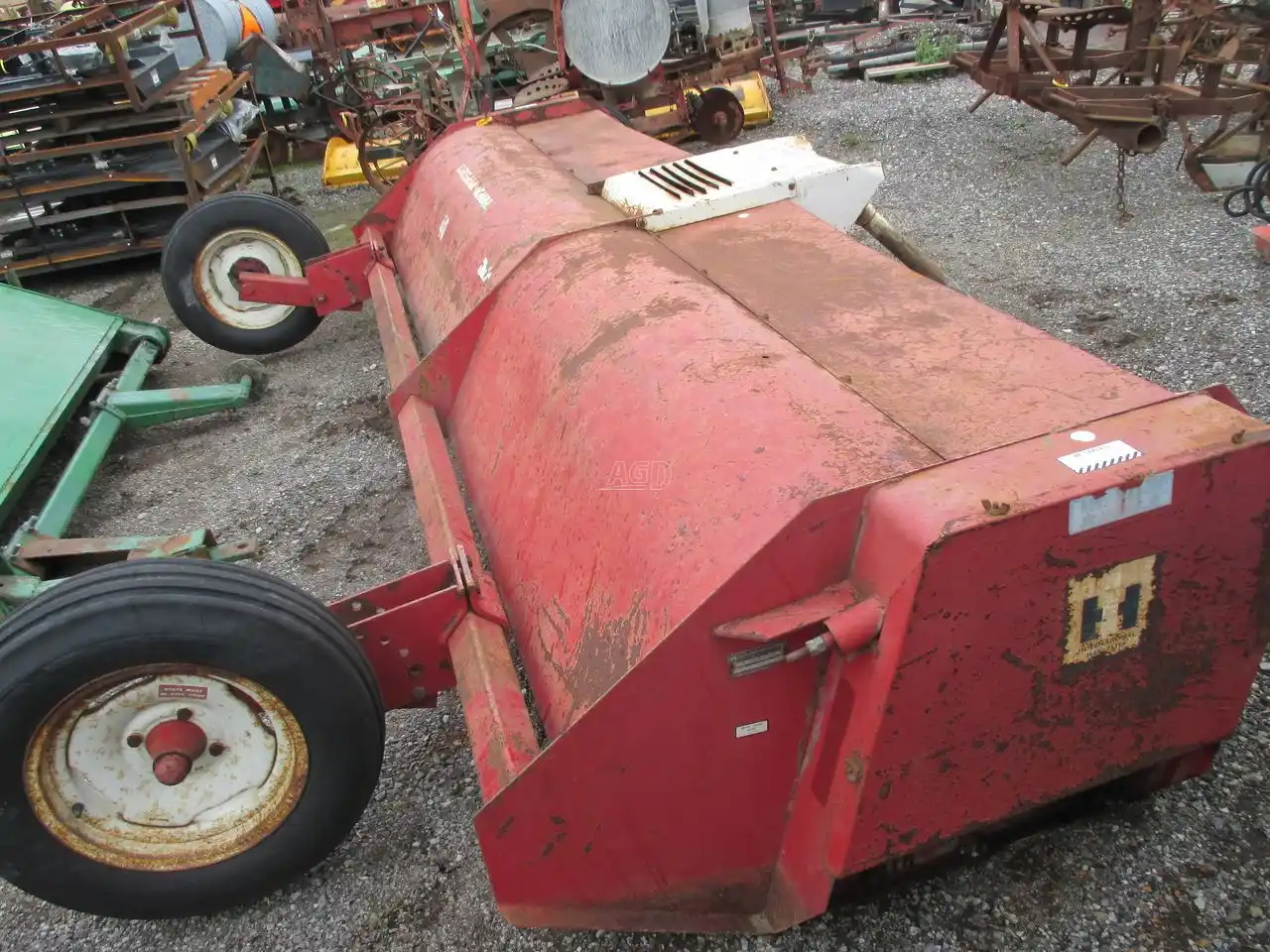 Gallery image 2 for Used International Harvester 40 Crop Chopper