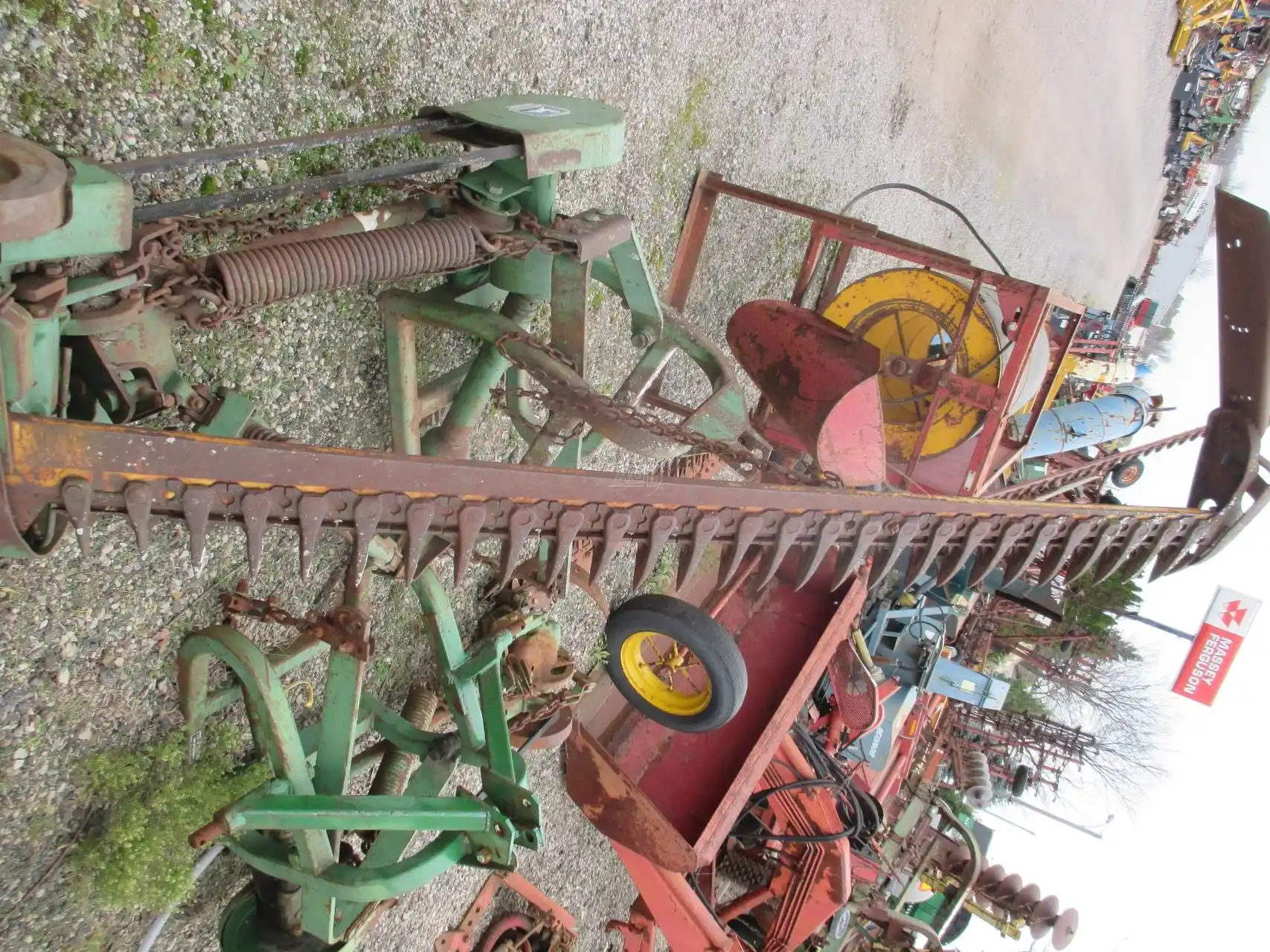 Gallery image 2 for Used John Deere 350 Mower - Sickle