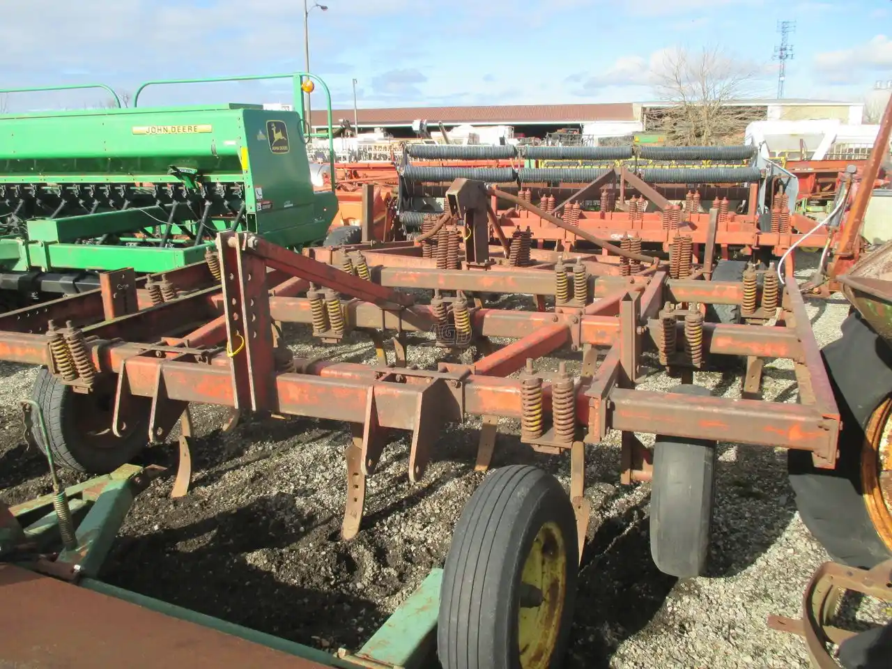 Gallery image 2 for Used Kewanee 11' Chisel Plow