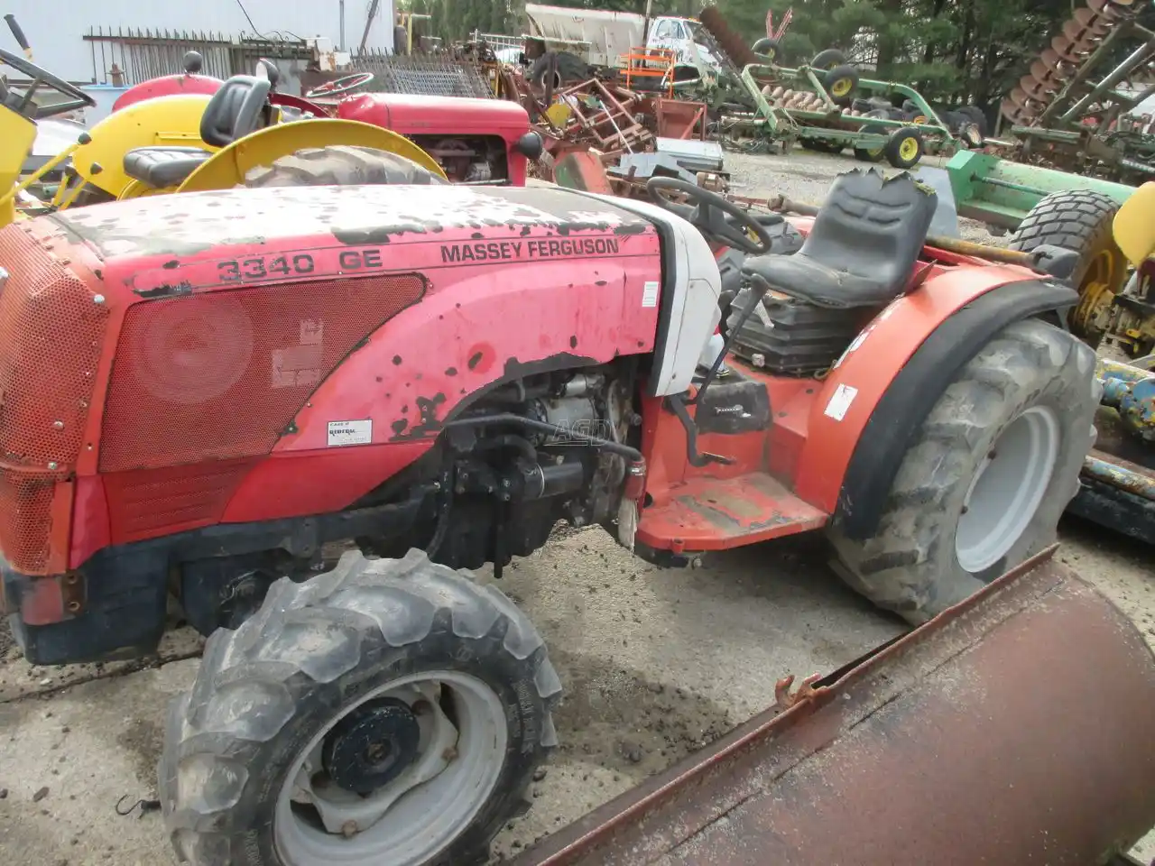 Gallery image 1 for Used Massey Ferguson 3340 GE Tractor
