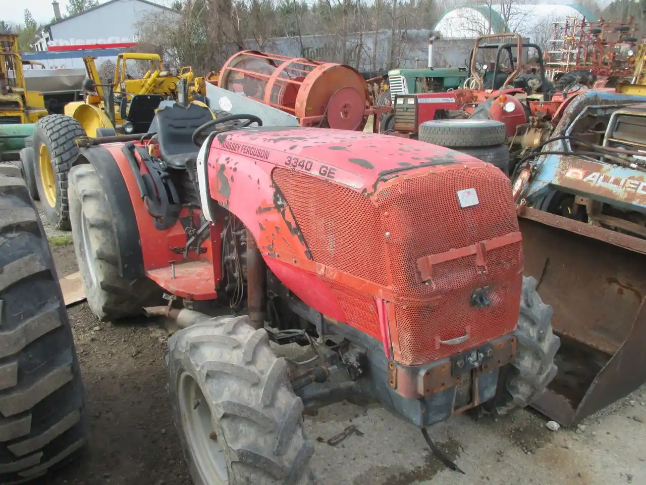 Gallery image 2 for Used Massey Ferguson 3340 GE Tractor