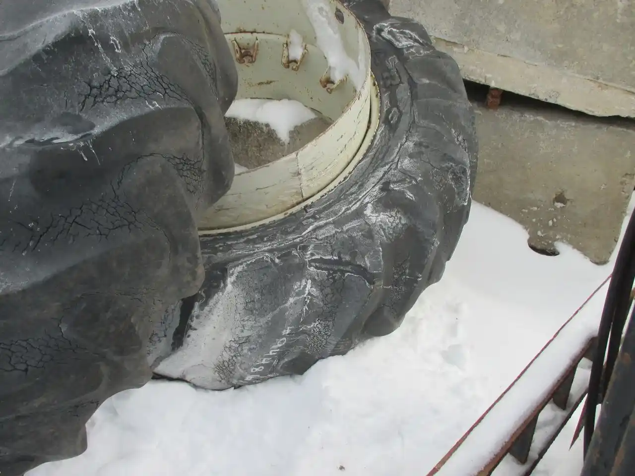 Gallery image 2 for Used DMI 18.4X38 Tires & Rims