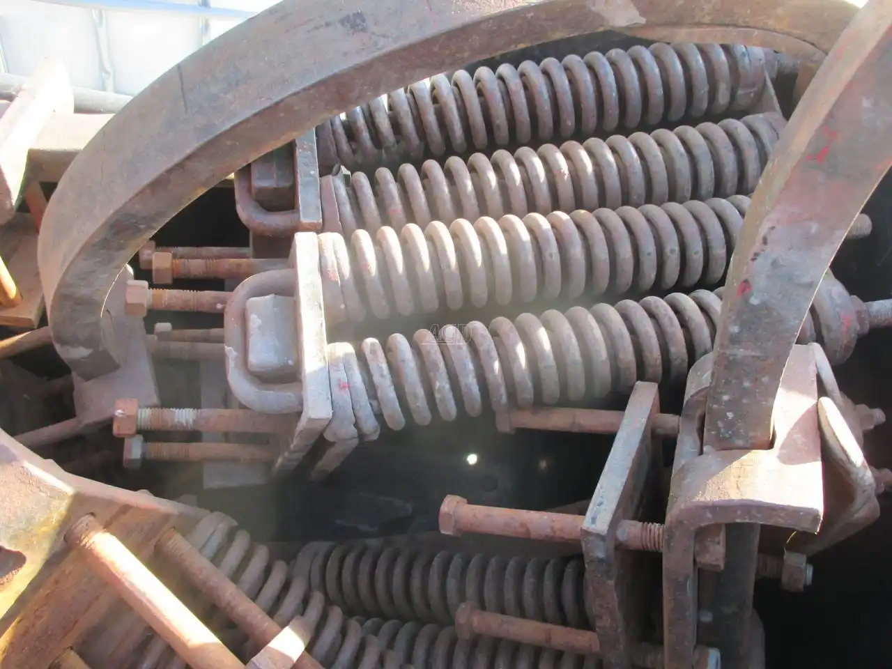 Gallery image 1 for Used International Harvester shanks Attachment