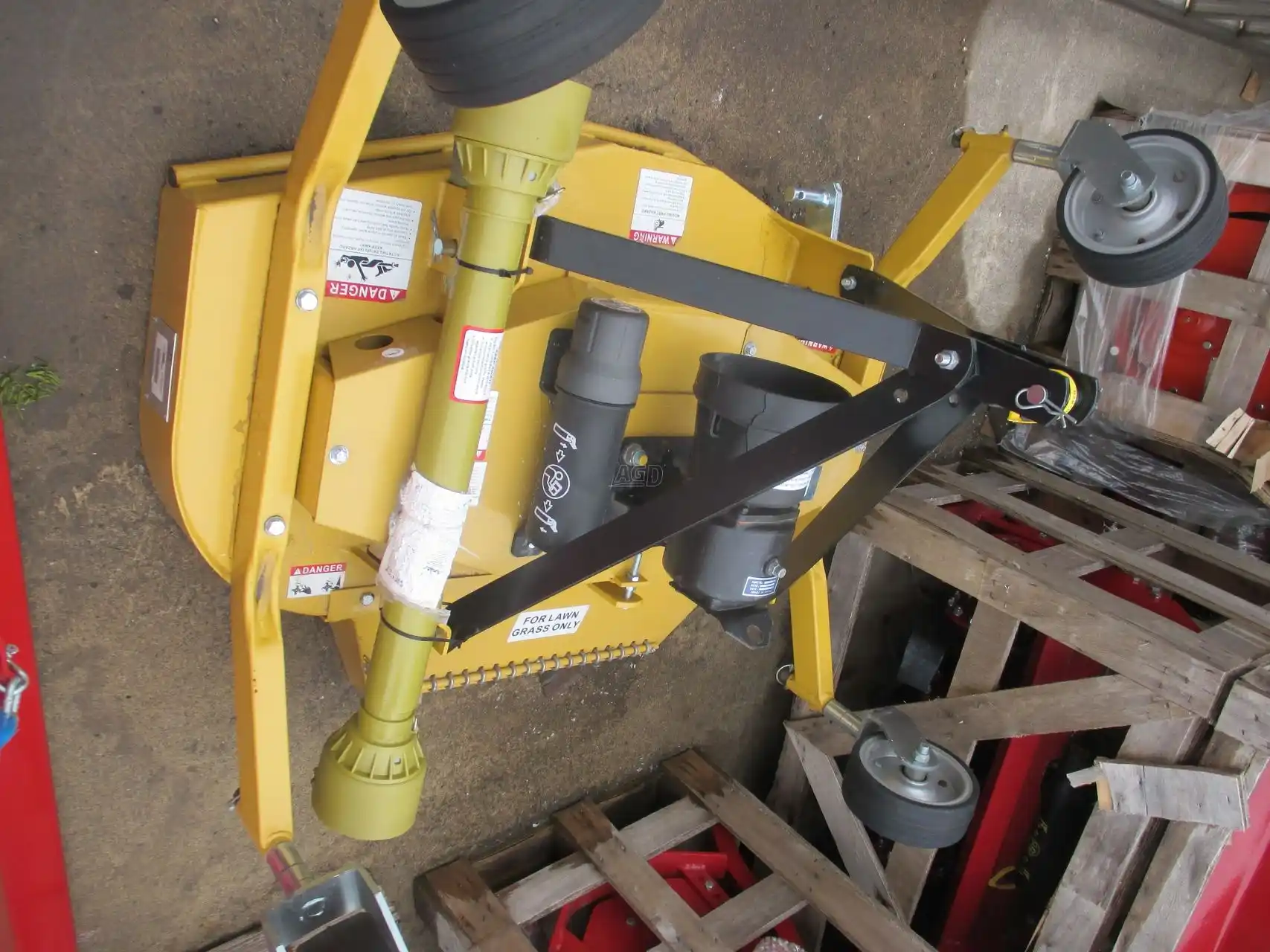 Gallery image 2 for New AgriEase FM48RDG Mower - Finishing