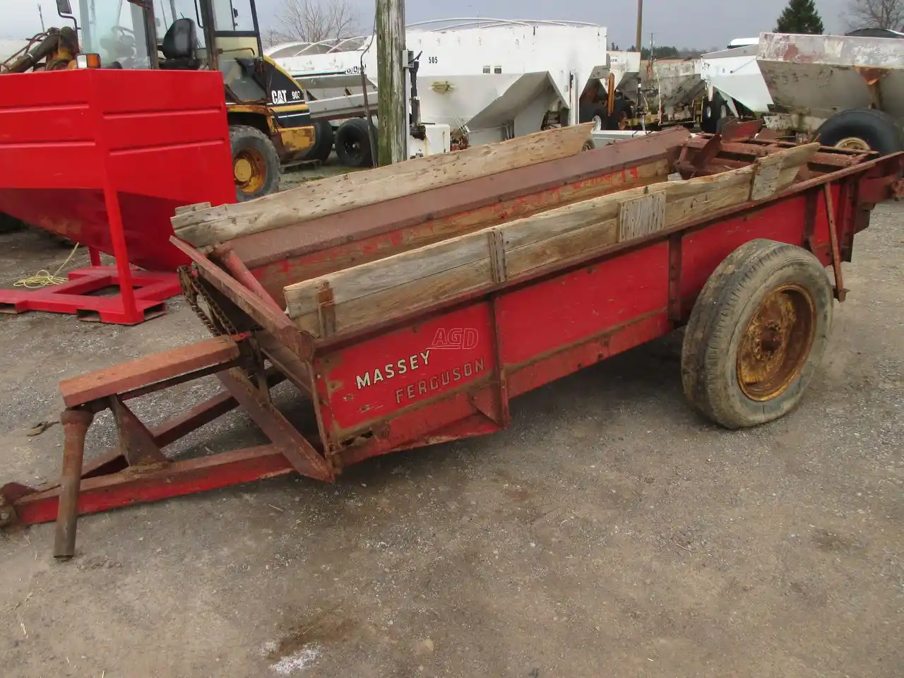 Gallery image 1 for Used Massey Ferguson 18 Manure Spreader