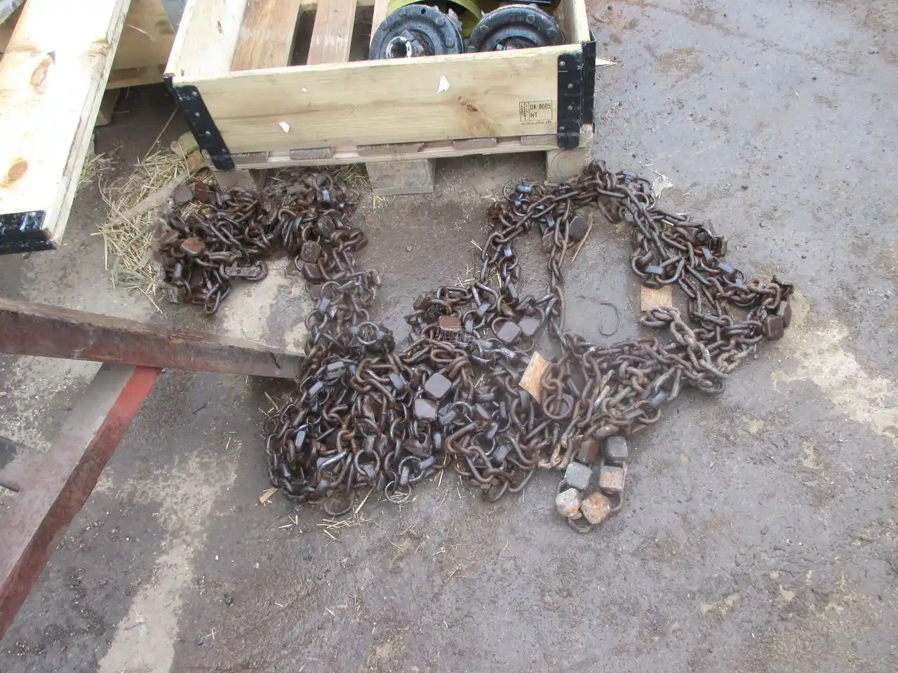 Gallery image 1 for Used Worksaver 16.9 X 38 Chain