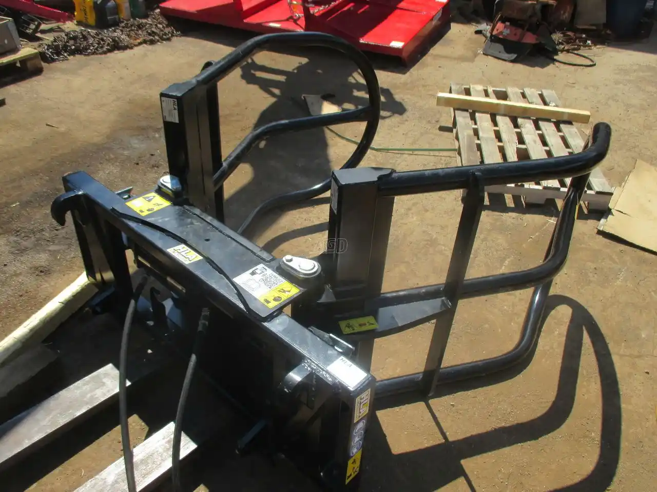 Gallery image 1 for New HLA Attachments HD37AO600G Grapple