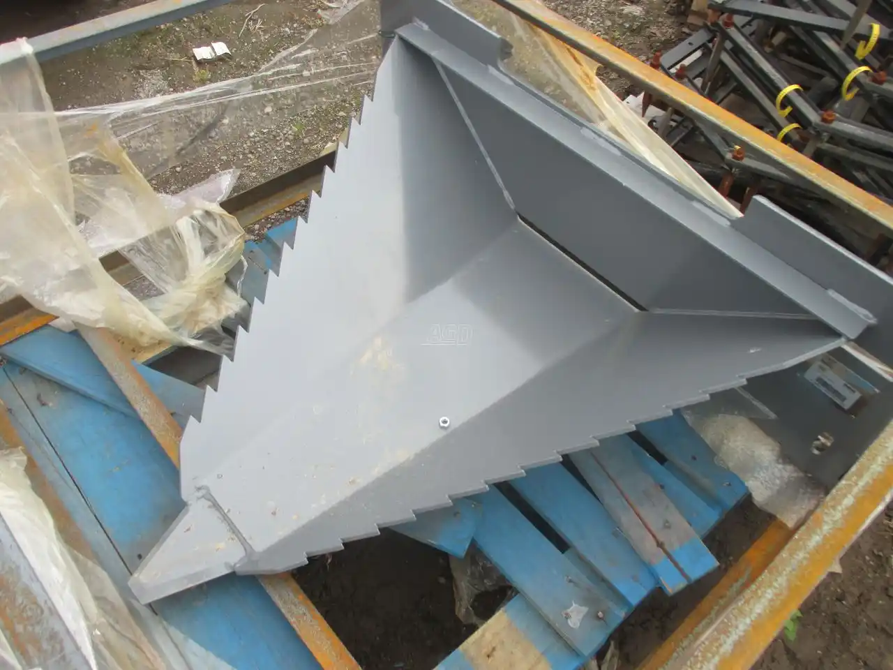 Gallery image 1 for New AgriEase Stump Bucket