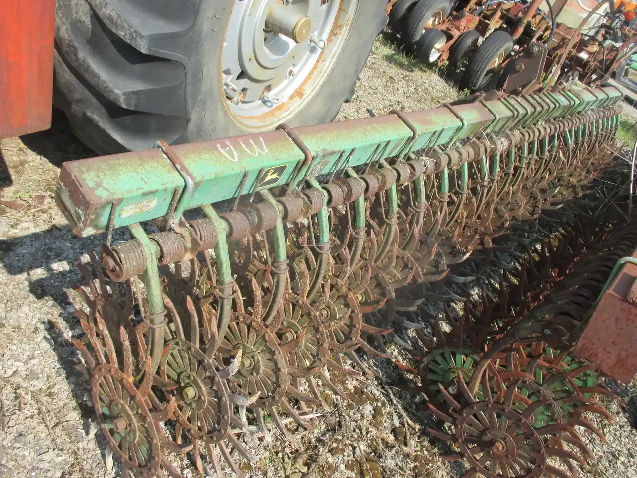 Gallery image 2 for Used John Deere 400 Rotary Hoe
