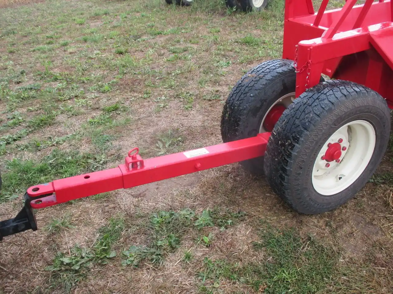 Gallery image 2 for New John BM Mfg Ltd. DOUBLE BAR Feed Wagon