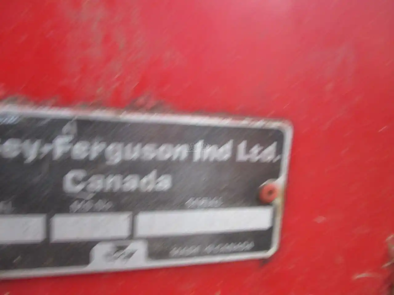 Gallery image 2 for Used Massey Ferguson 9116 Header - Flex
