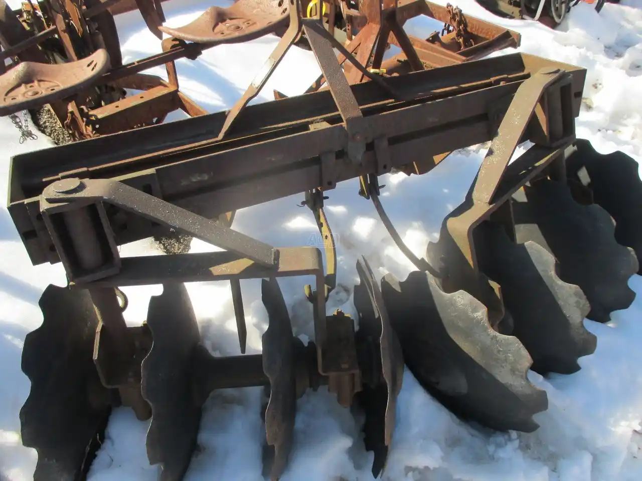 Gallery image 2 for Used International Harvester 3PTH Disc