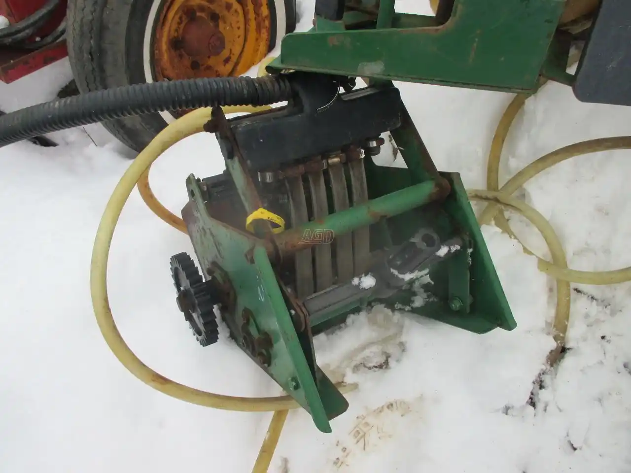 Gallery image 1 for Used John Deere Squeeze Pump