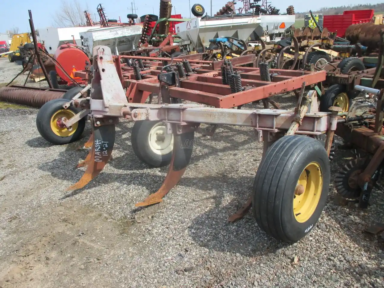 Gallery image 1 for Used Bush Hog 5 Shank Ripper