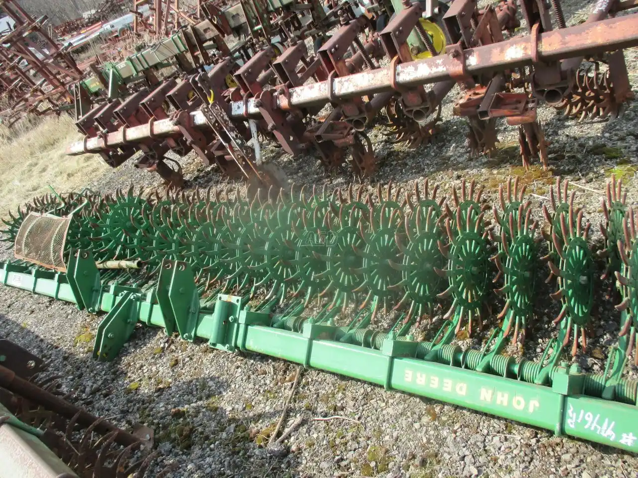 Gallery image 2 for Used John Deere 400 Rotary Hoe