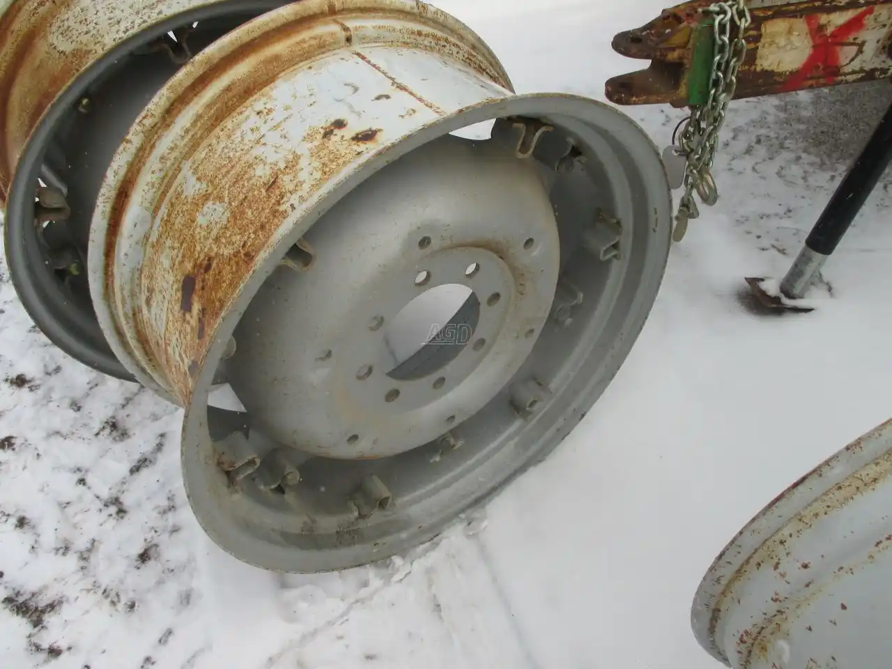 Gallery image 1 for Used ***MANUFACTURER NOT SPECIFIED*** 14.9X28 Rims