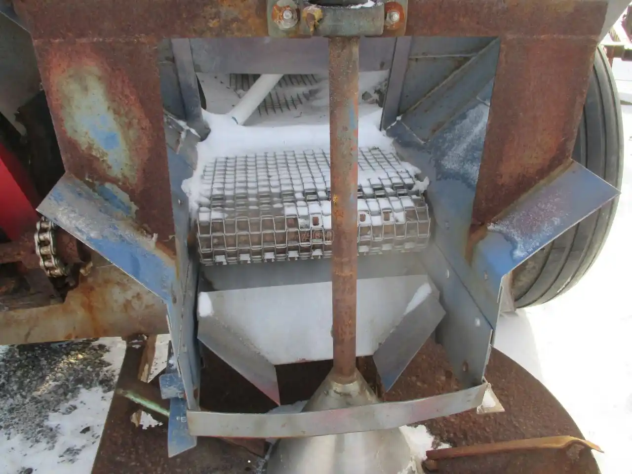 Gallery image 2 for Used Agric 4Ton Spreader - Lime