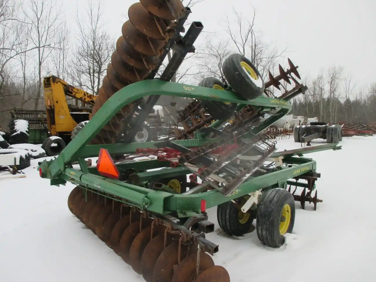 Gallery image 1 for Used John Deere 235 Disc