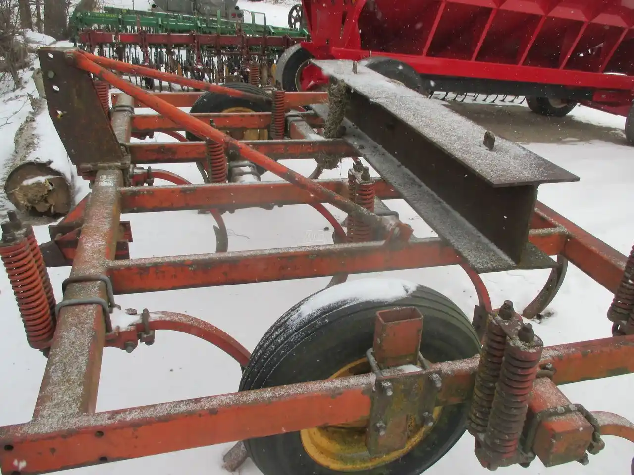 Gallery image 2 for Used Brady 3PTH Chisel Plow