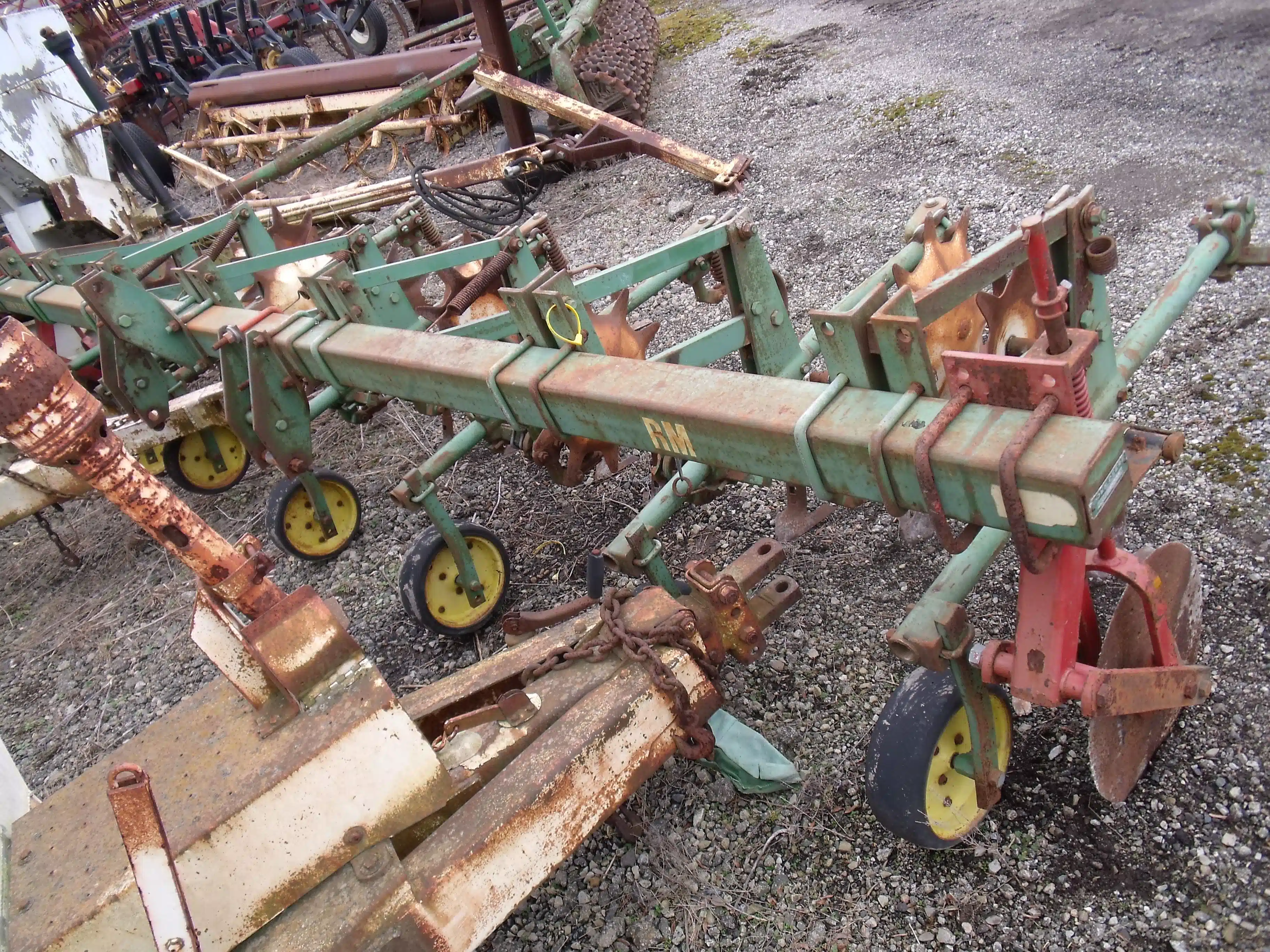 Gallery image 1 for Used John Deere RM Row Crop Cultivator