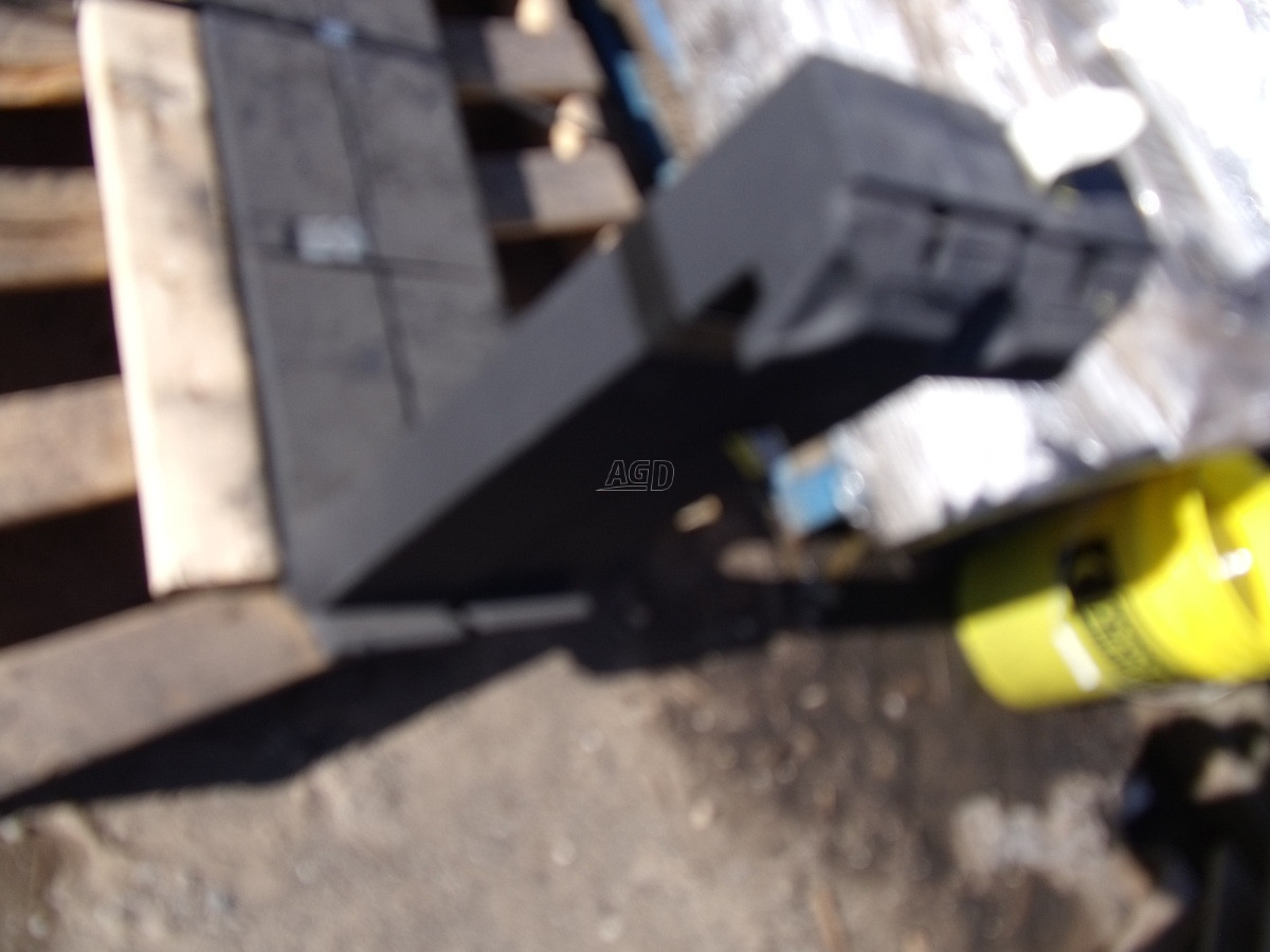 Gallery image 2 for New Cascade Forks Forklift