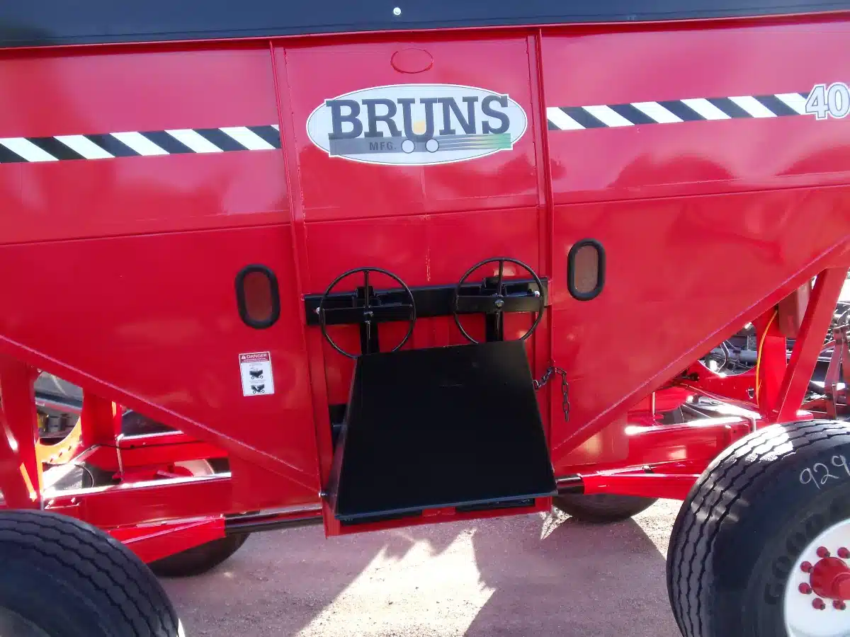 Gallery image 2 for New Bruns Manufacturing 400 Gravity Box