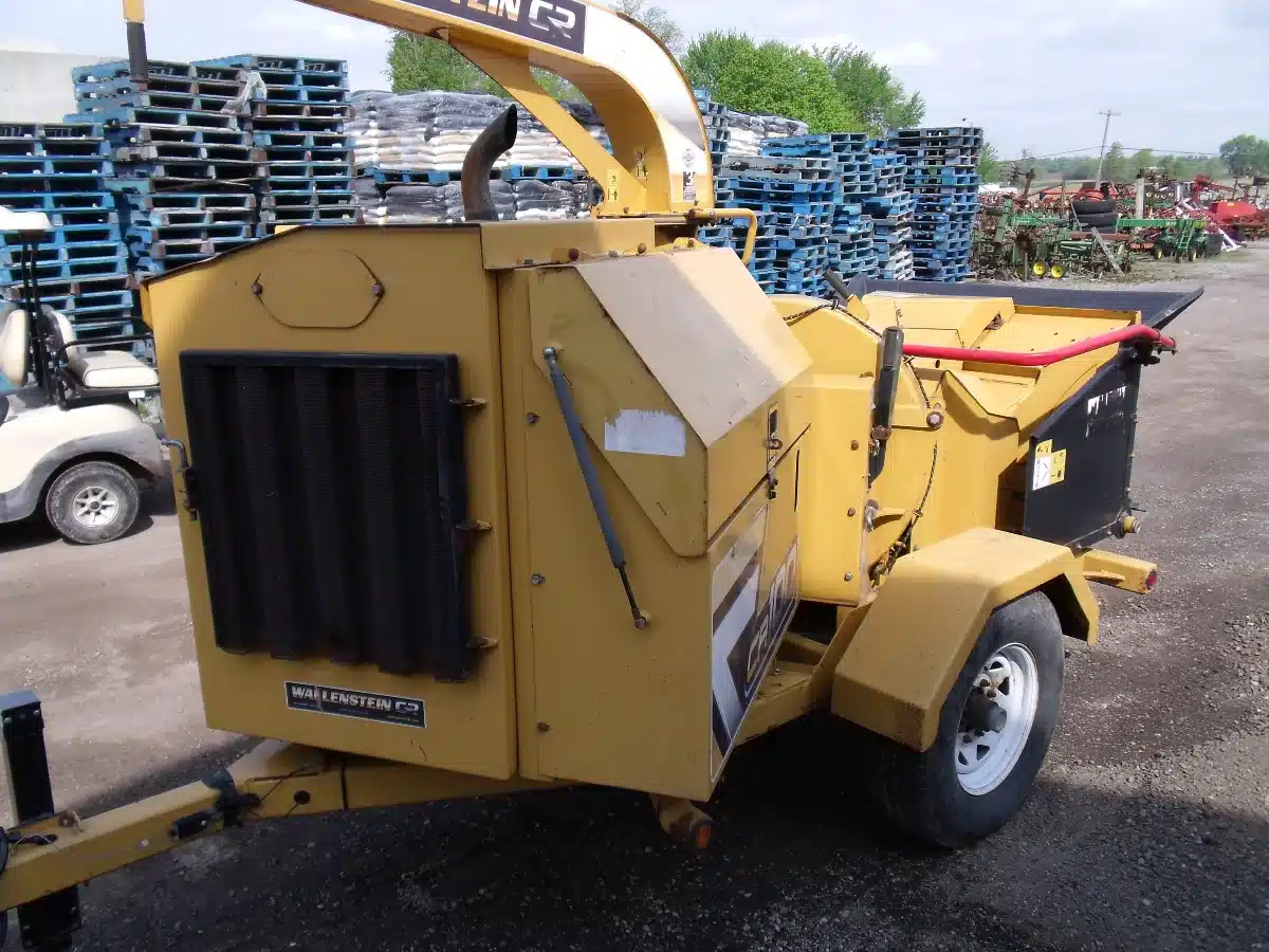 Gallery image 2 for Used Wallenstein CR100 Wood Chipper