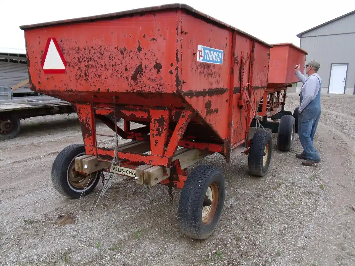 Gallery image 2 for Used Turnco 160 Bushel Gravity Box