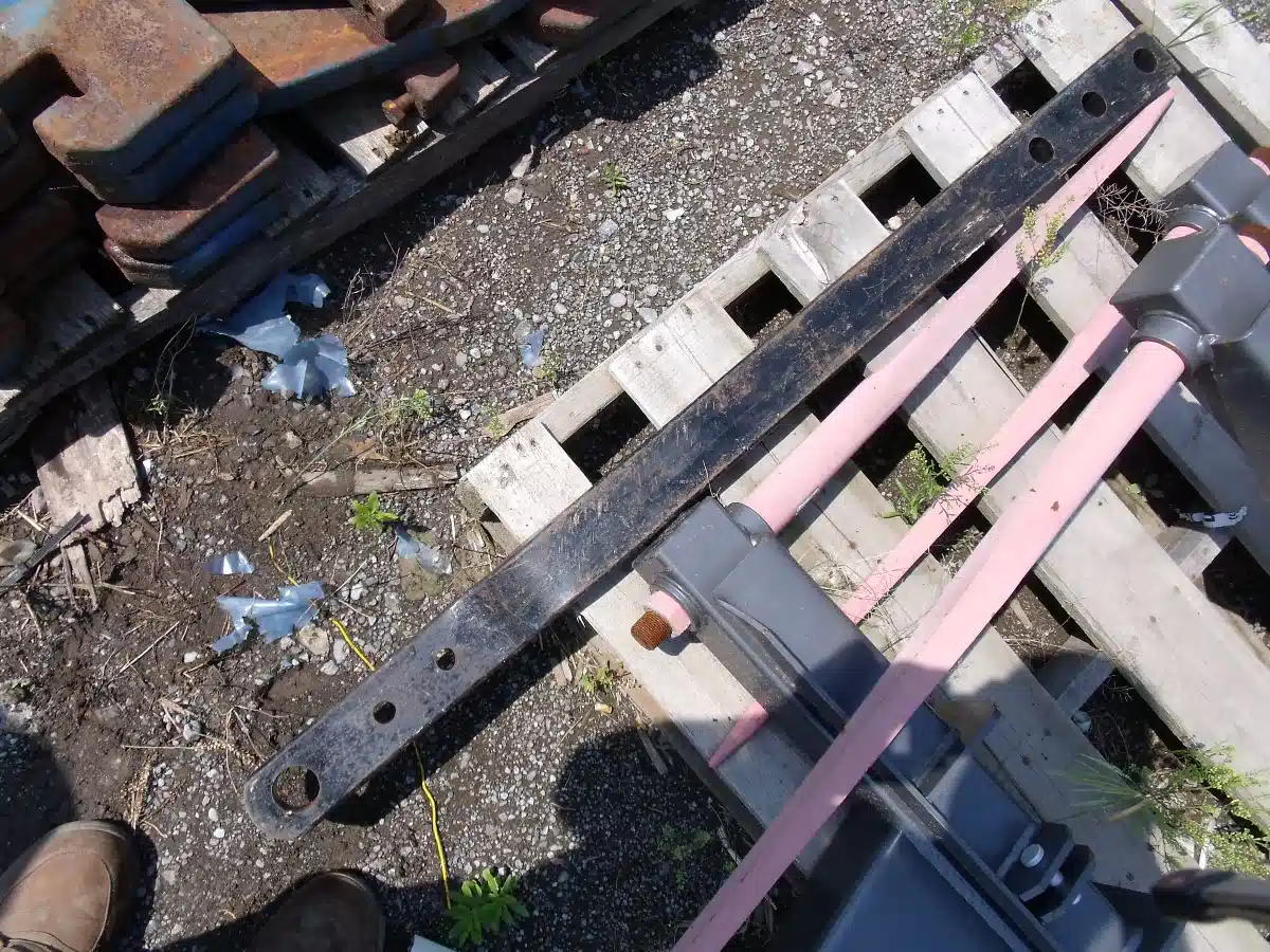 Gallery image 2 for Unspecified Drawbar Attachment