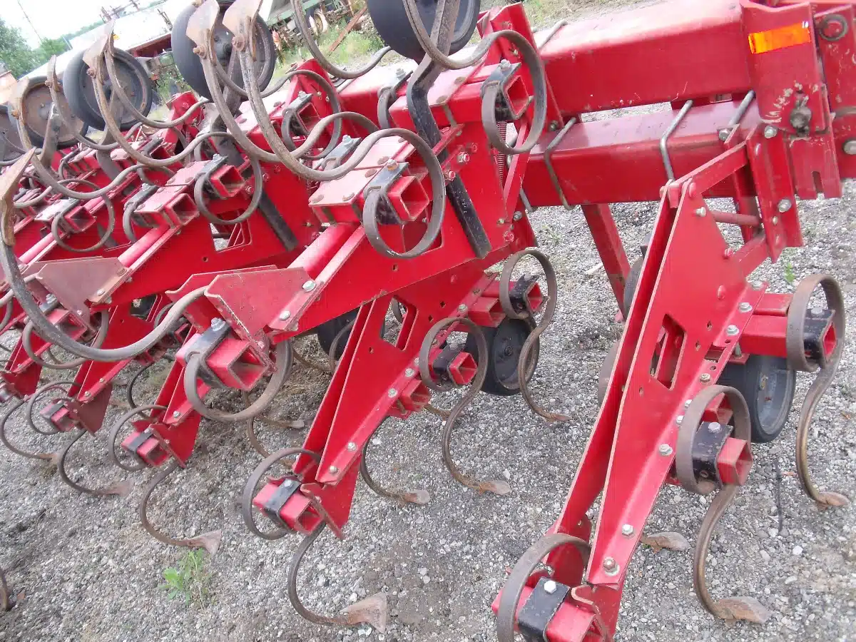Gallery image 1 for Used Case IH 183 Row Crop Cultivator