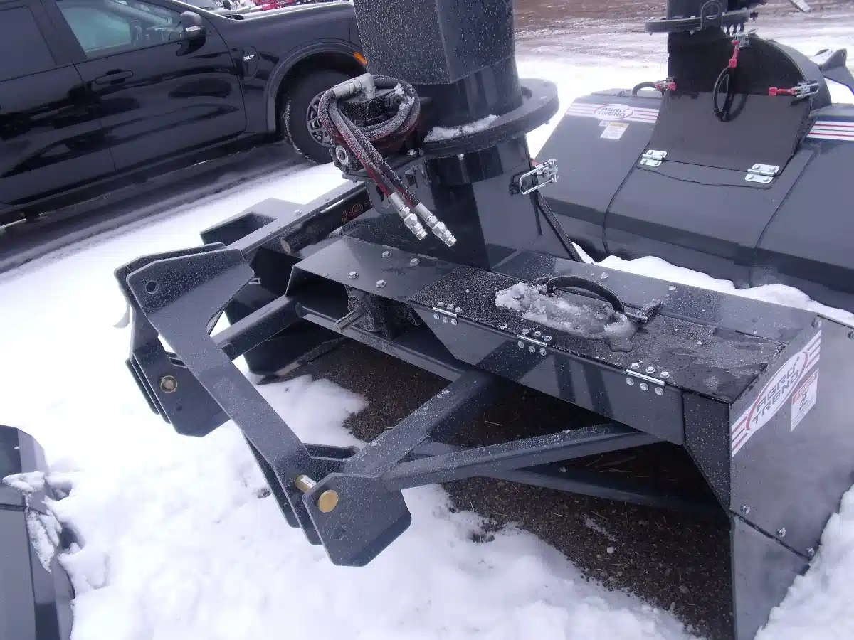 Gallery image 1 for New Agro Trend 7384 Snow Blower
