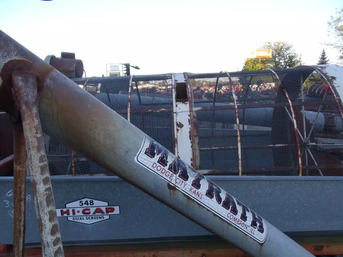 Gallery image 2 for Used Hicap 548 Grain Cleaner