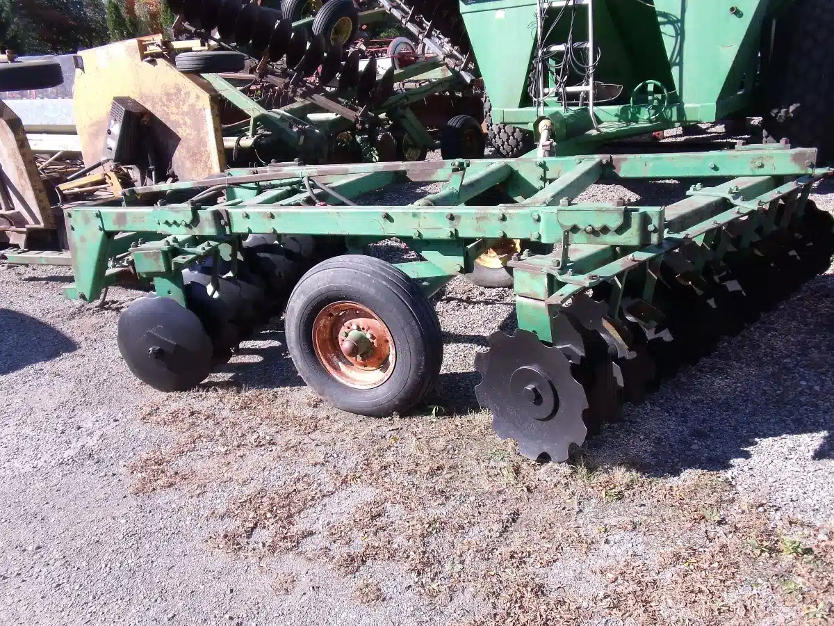 Gallery image 1 for Used John Deere 9PKH Disc