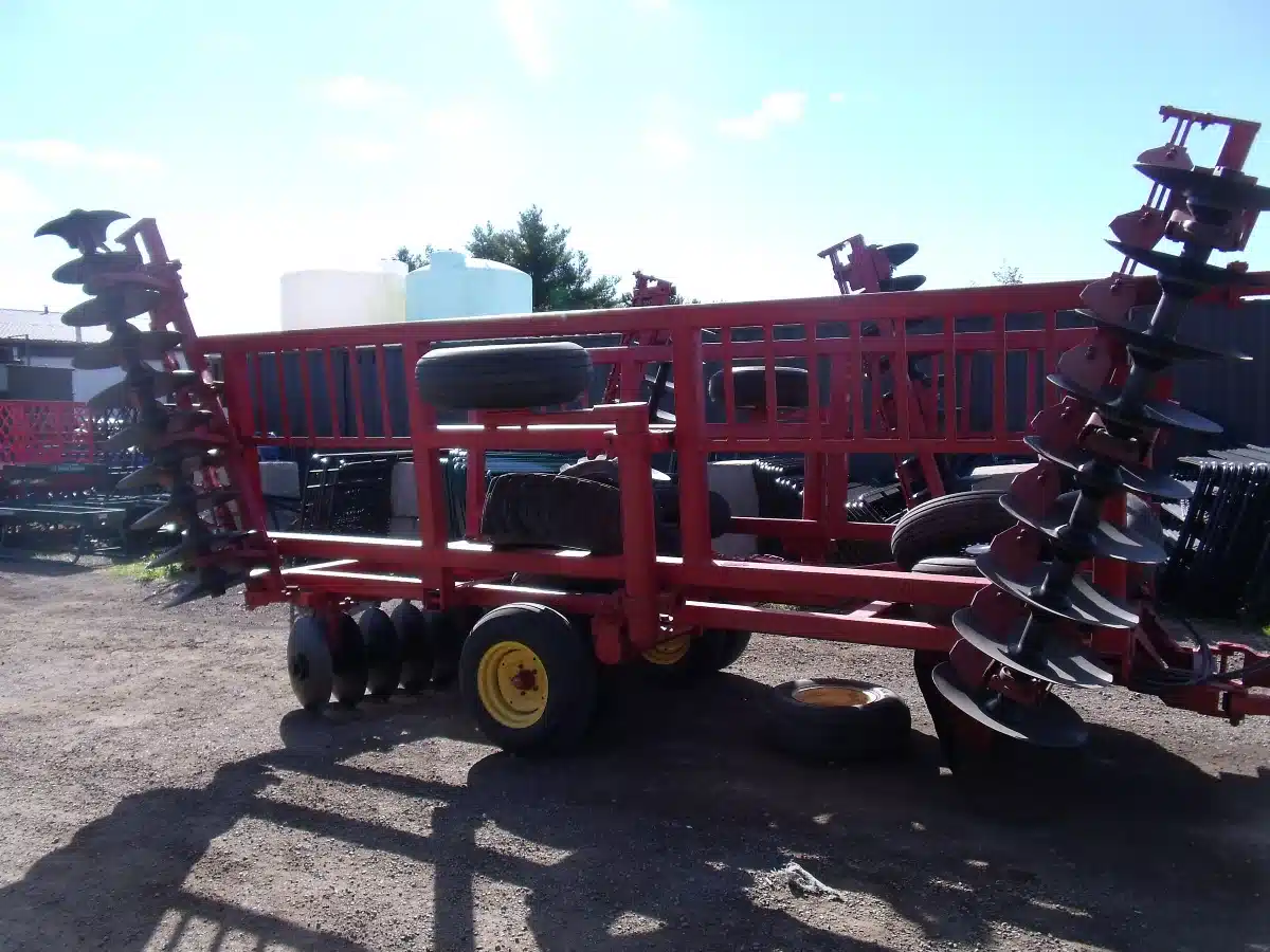 Gallery image 2 for Used Sunflower 20' Disc