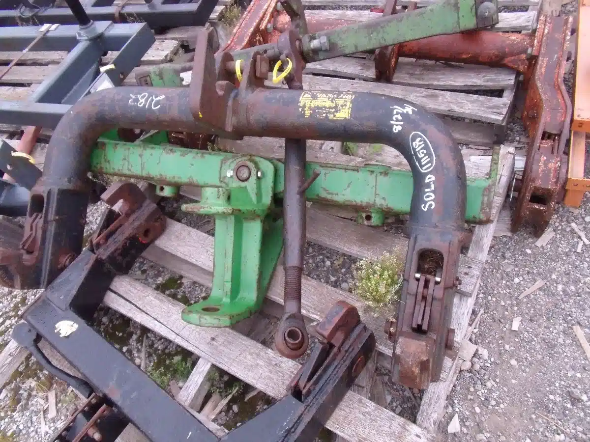 Gallery image 1 for Used Case Cat 2 Hitch