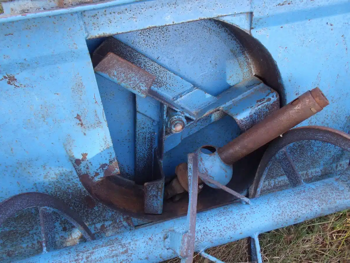 Gallery image 2 for Used Lucknow 84 INCH Snow Blower