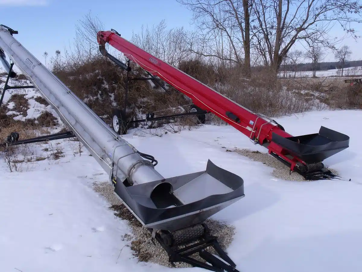 Gallery image 1 for New Easy-Vey 831 Belt Conveyor