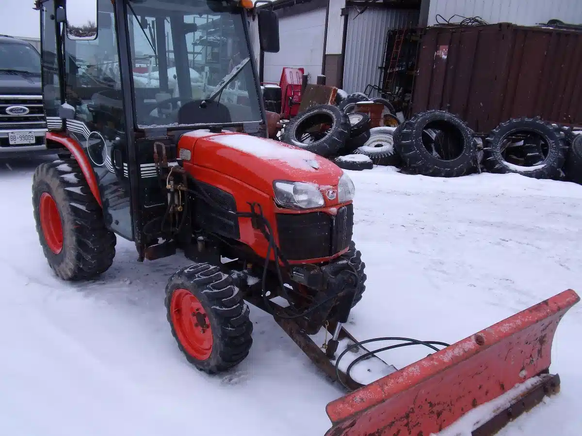 Gallery image 2 for Kubota B3030 Tractor