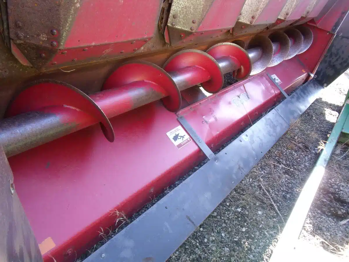Gallery image 1 for Used Case IH 1063 Header - Row Crop