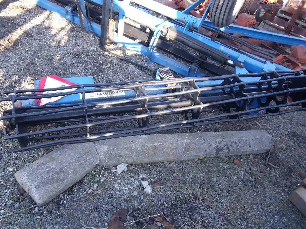 Gallery image 2 for Used DMI 28' Rolling Harrow