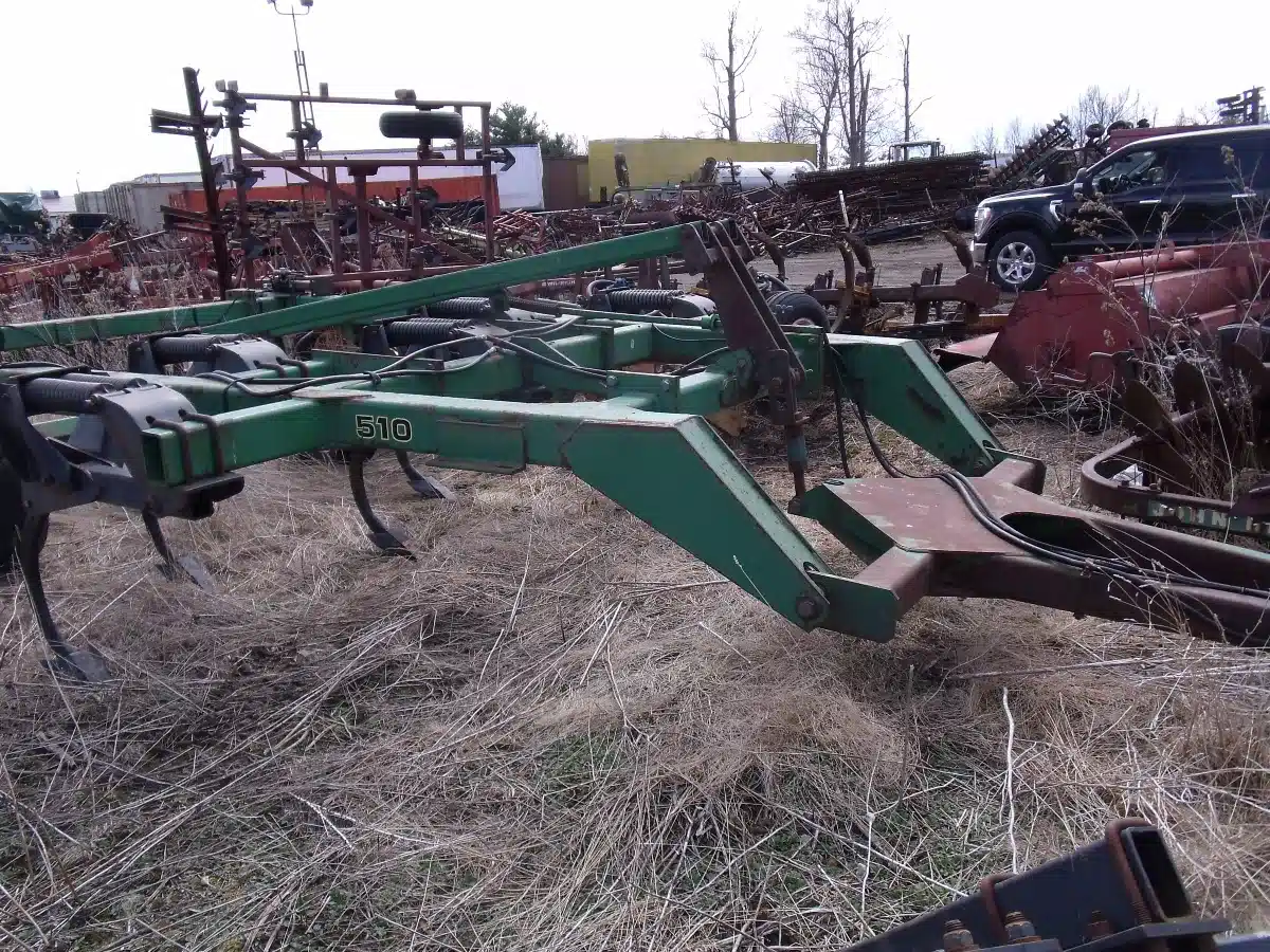 Gallery image 2 for Used John Deere 510 Disc Ripper